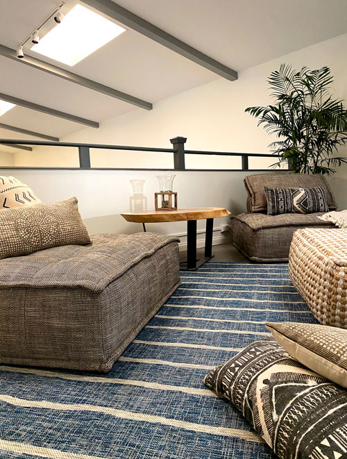 Balcony King and Queen room reading loft